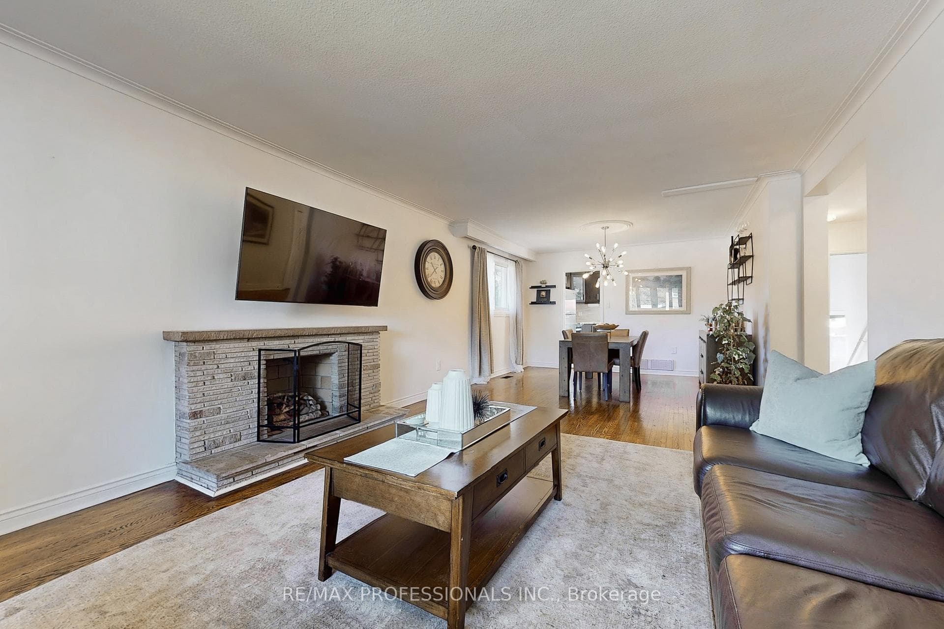 3 Hartsdale Drive photo 12