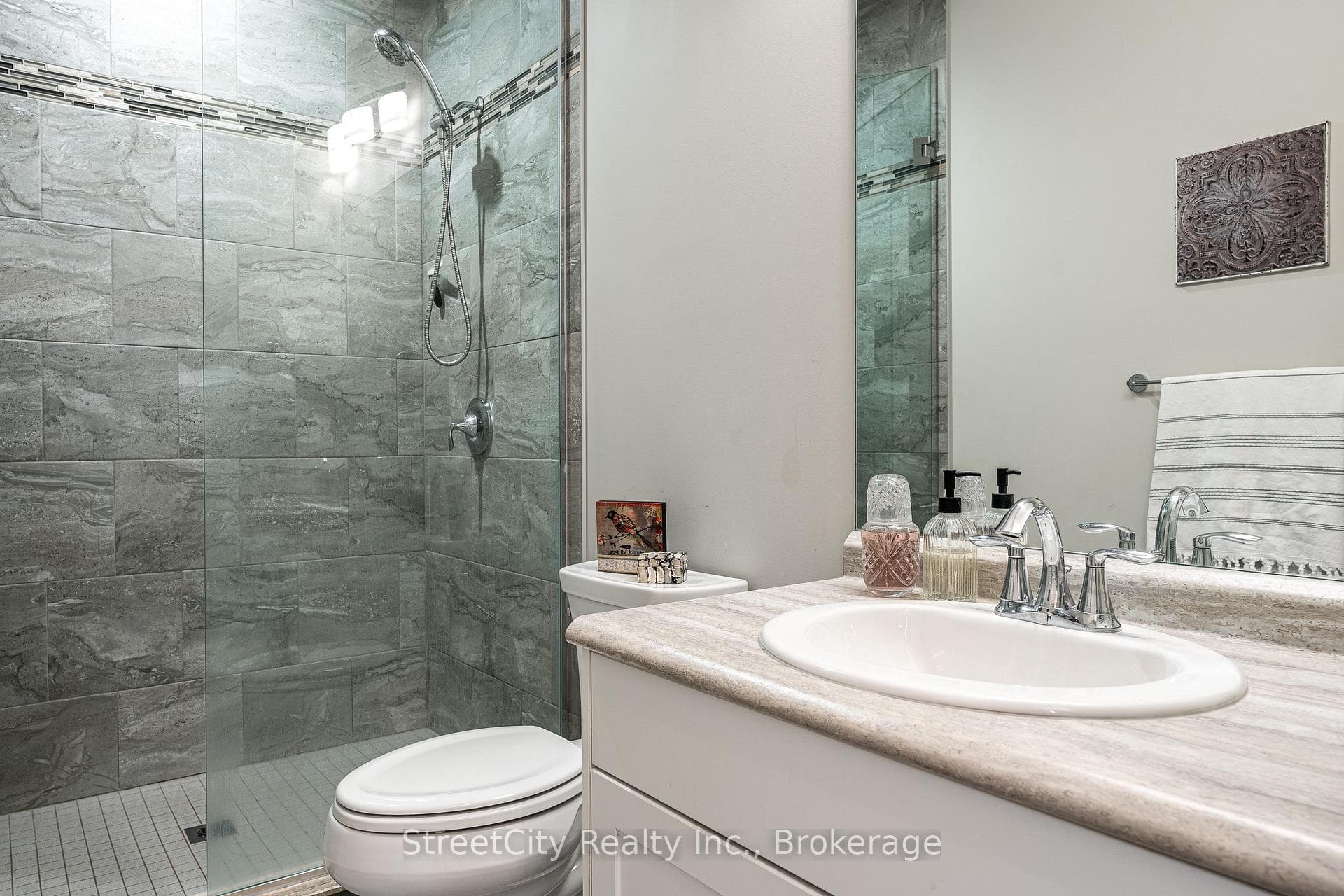 32 Culliton Street photo 22