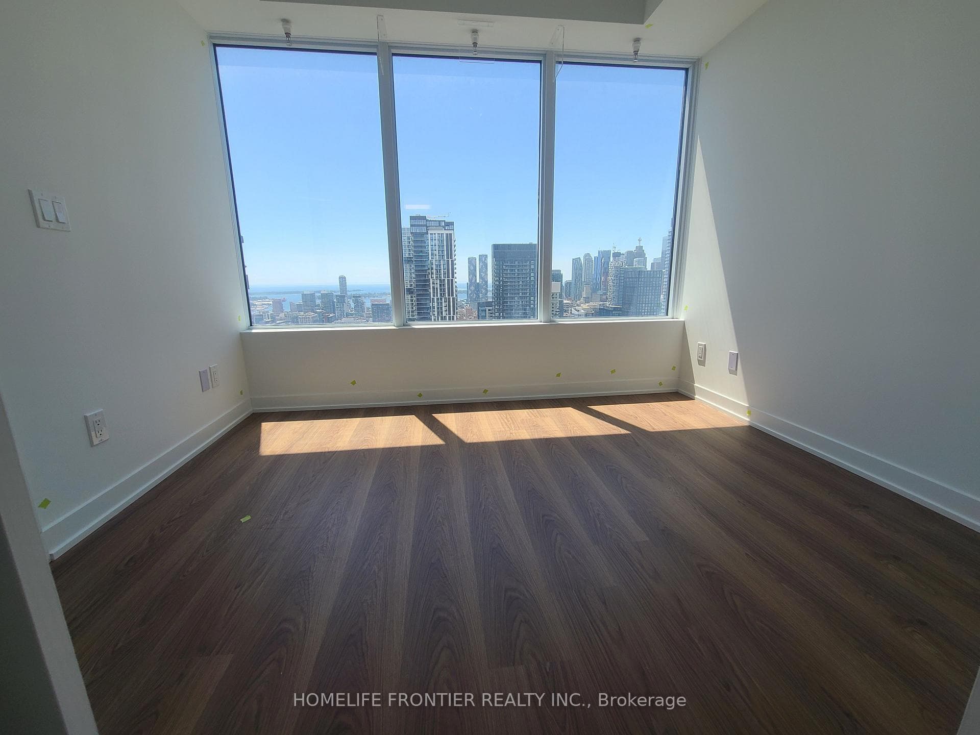 319 Jarvis Street Unit 4301 photo 10