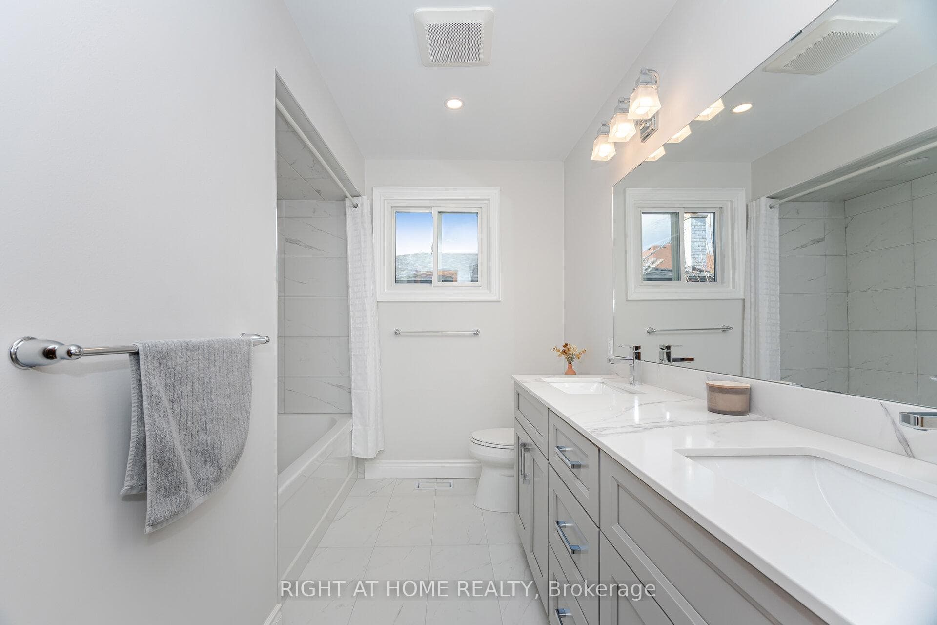 1286 Old Orchard Avenue Unit Main photo 9