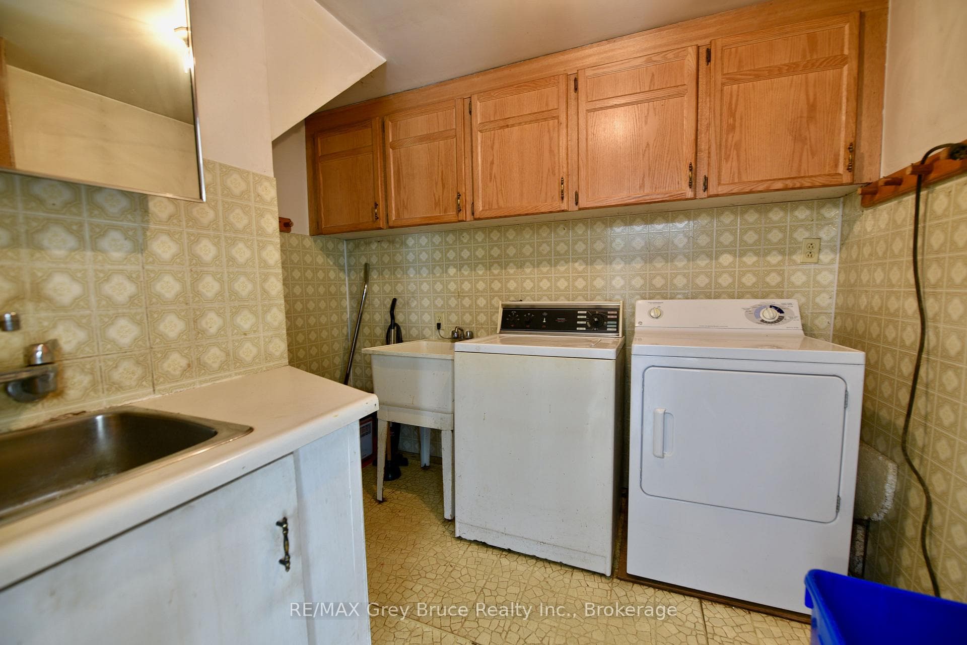 43 Bartley Drive photo 19