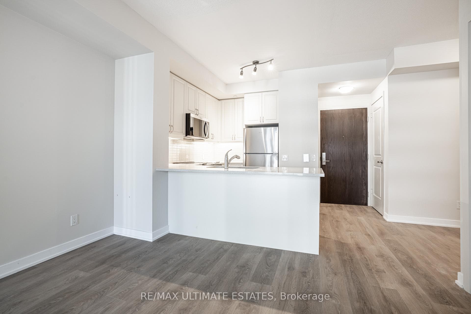 4955 Yonge Street Unit 1109 photo 17