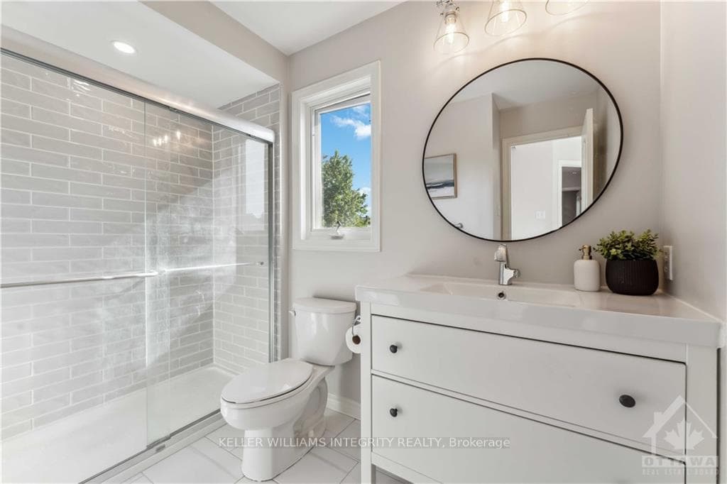 7 WINDHURST Drive photo 14