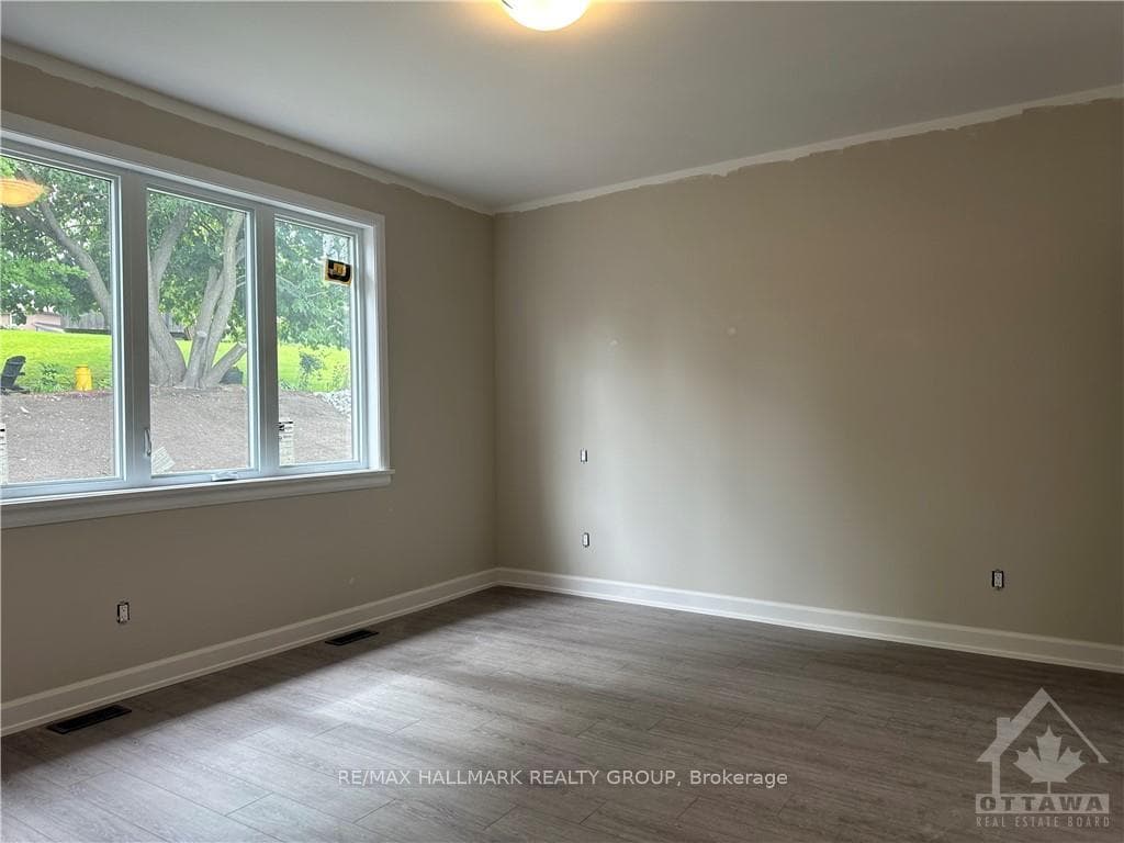 1555 FLANDERS Road photo 14