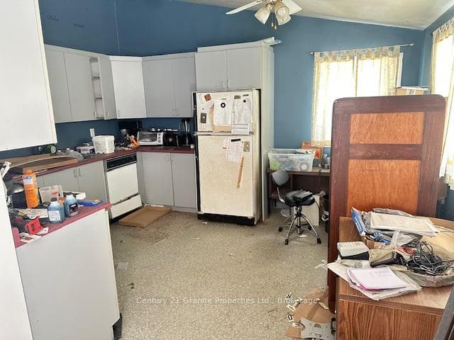 30 Pineridge Drive photo 5