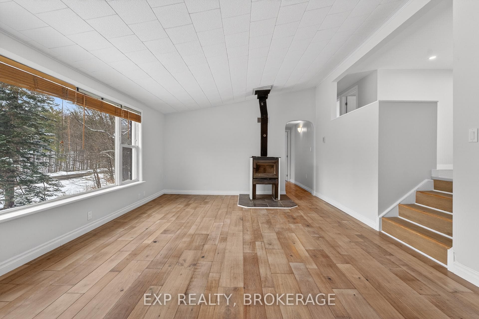 6402 PERTH Road photo 6