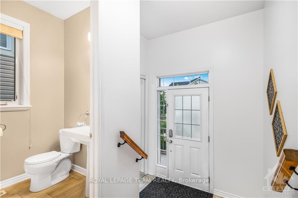 57 CROWNRIDGE Drive photo 4
