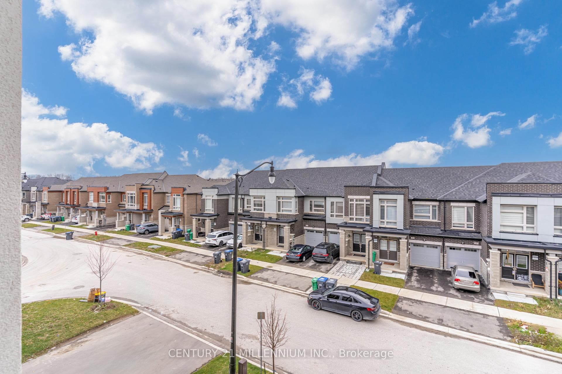 34 Donald Ficht Crescent photo 29