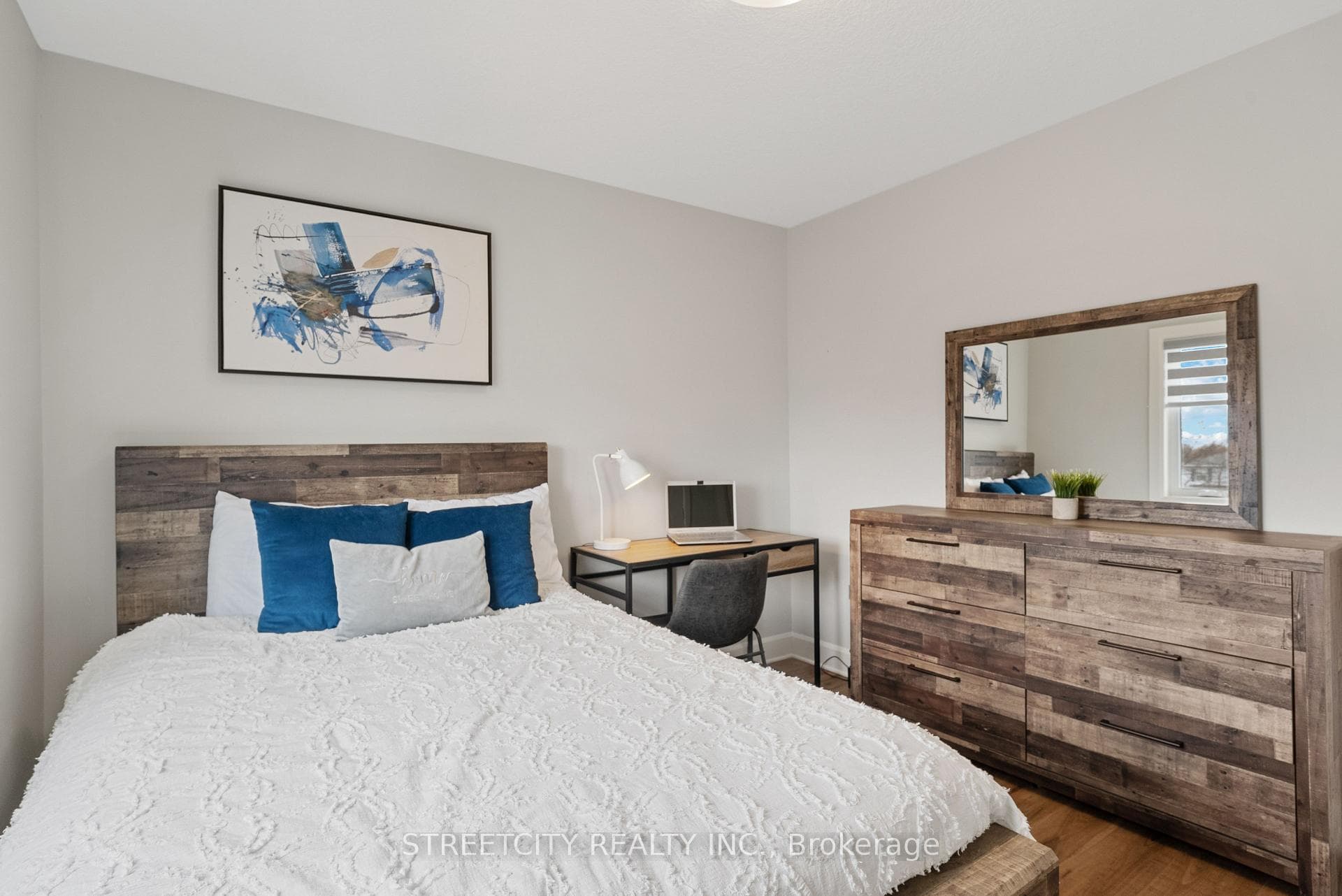 8 Welch Court photo 26
