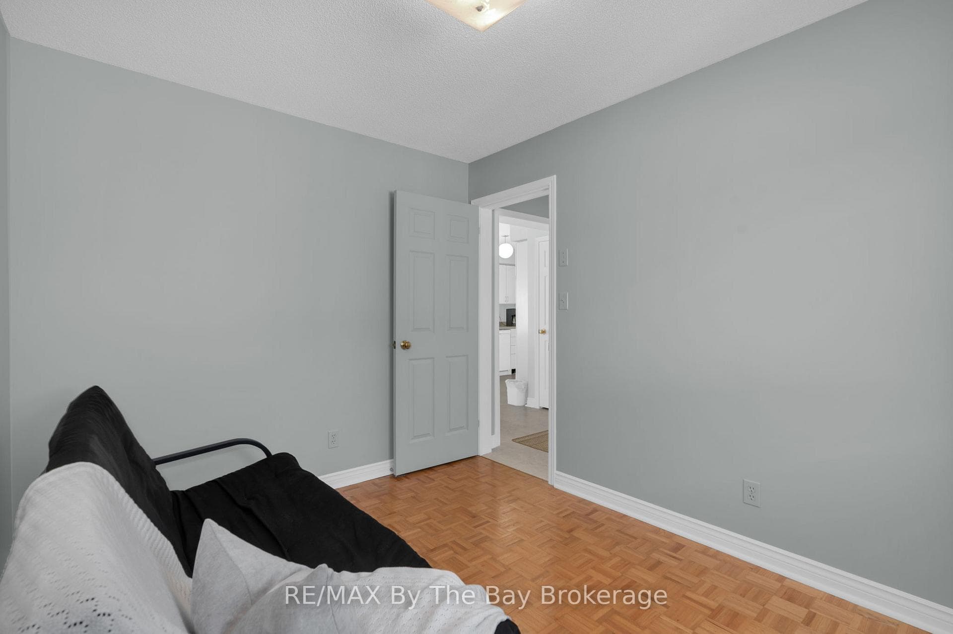 60 Dyer Drive photo 19