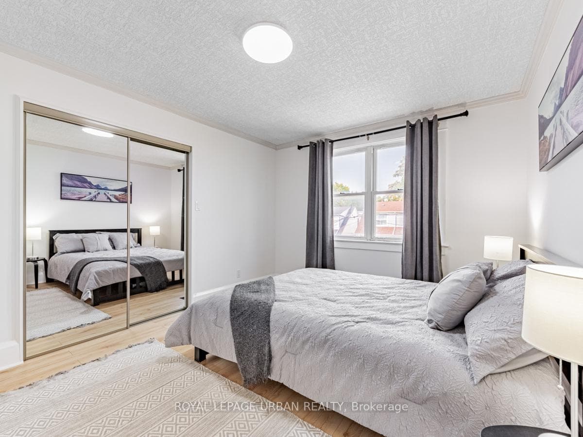 89 Milverton Boulevard photo 17
