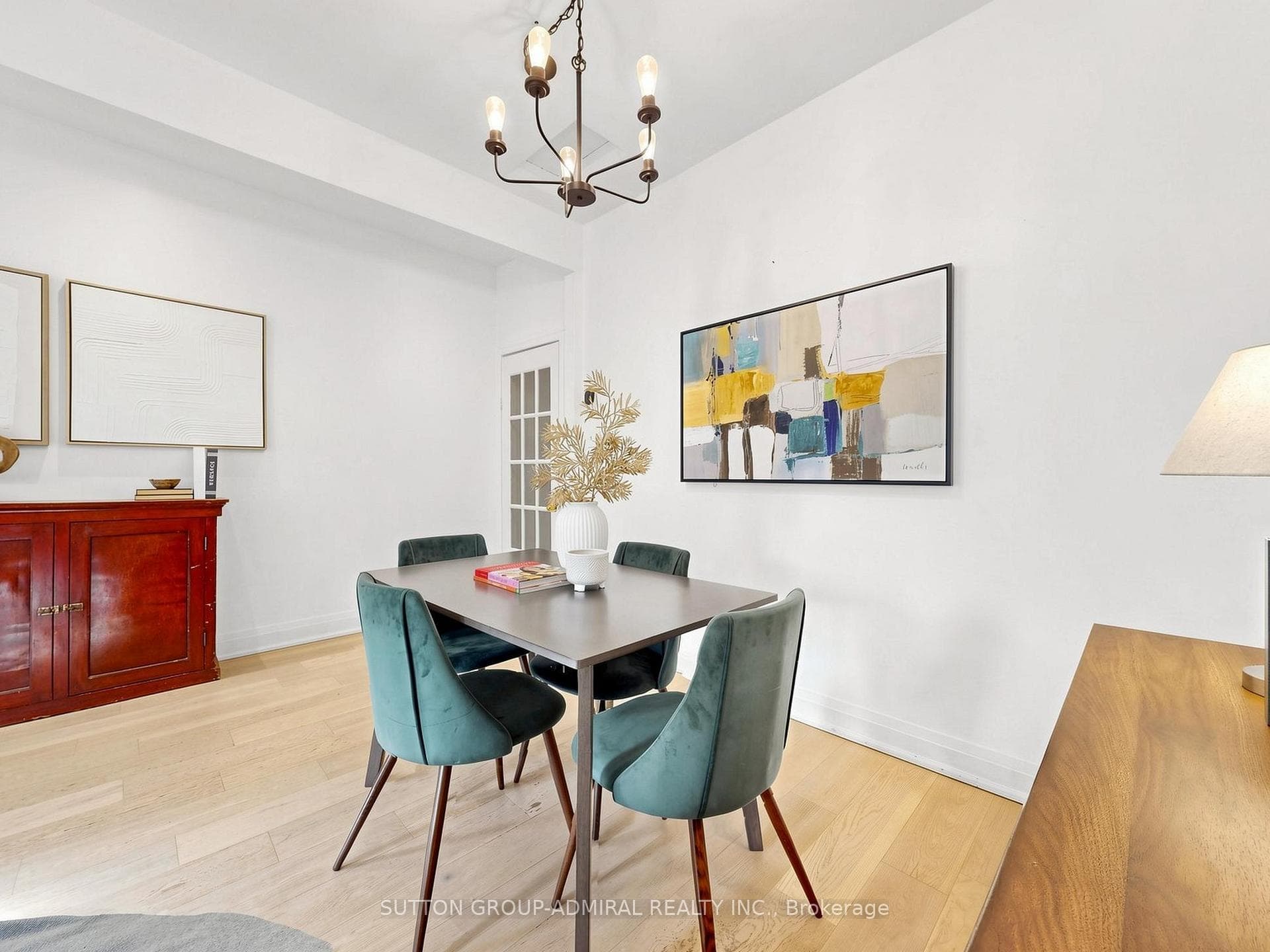 275 Victoria Park Avenue photo 10