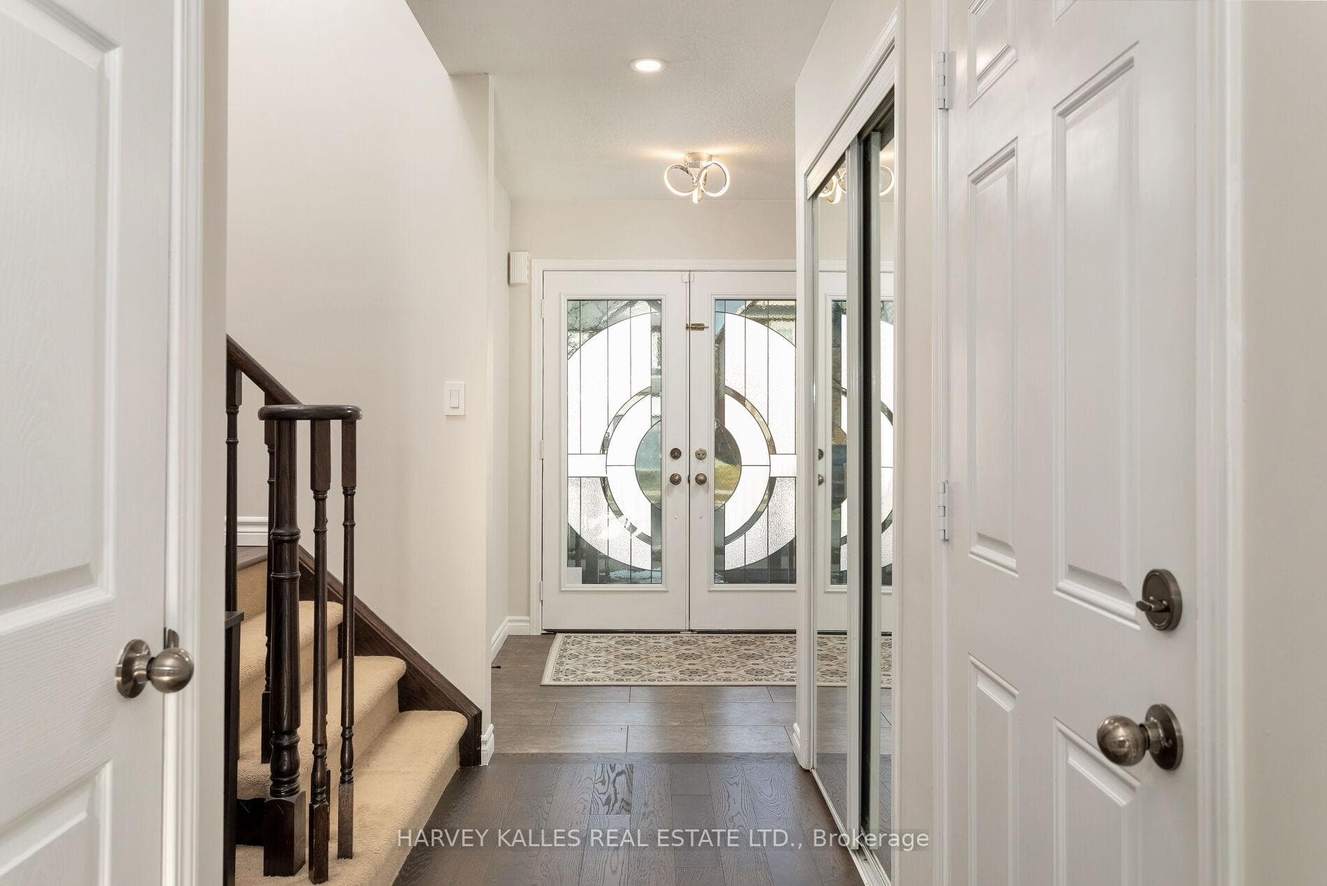 30 Warner Lane photo 18