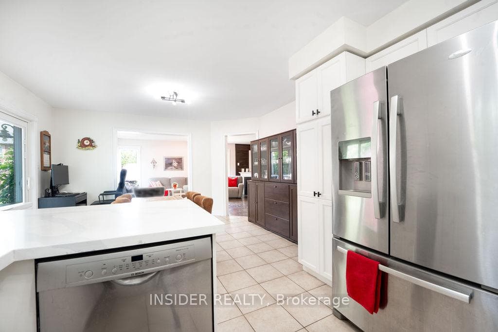 5409 Duchess Court photo 14