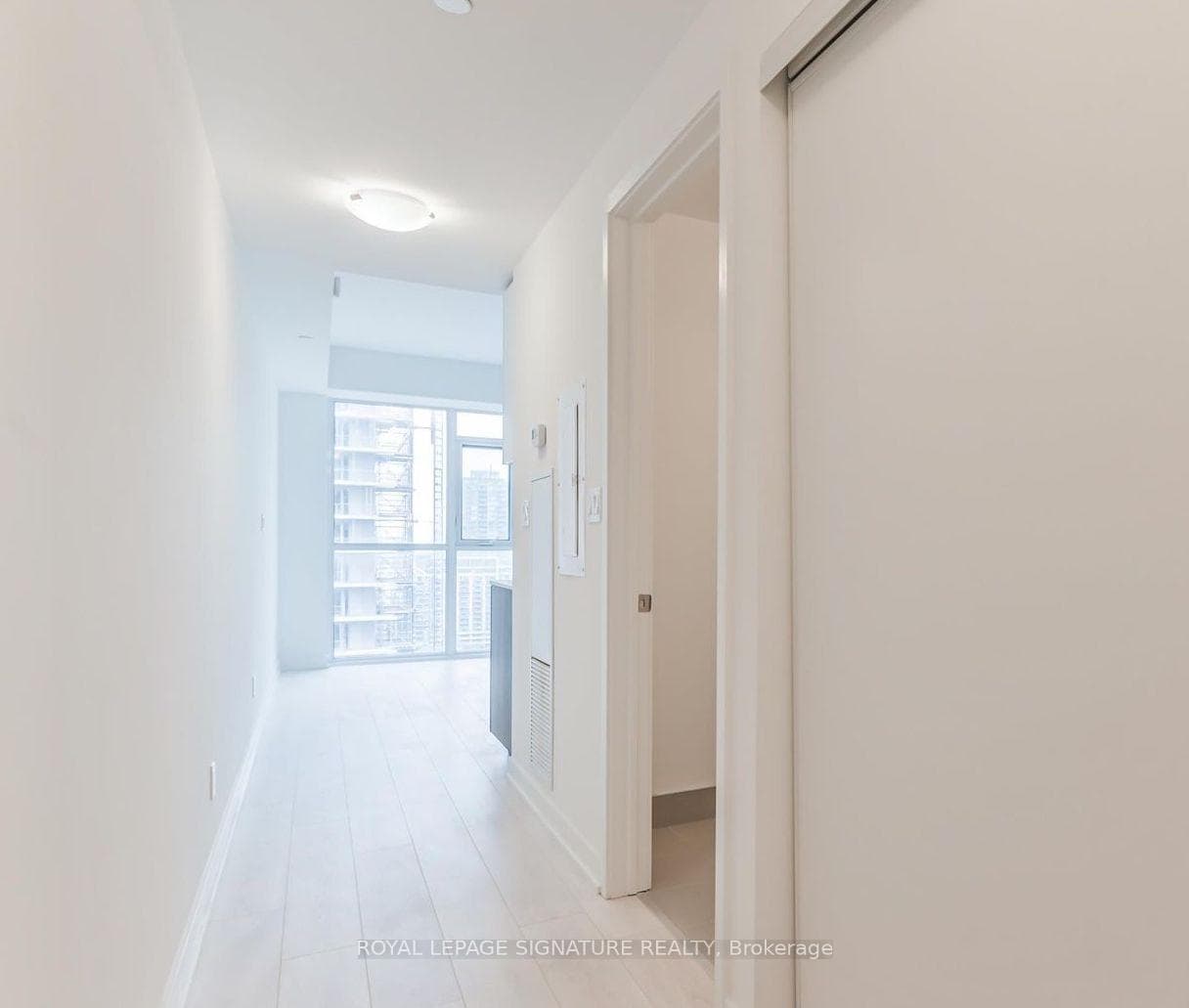 30 Ordnance Street Unit 1504 photo 3