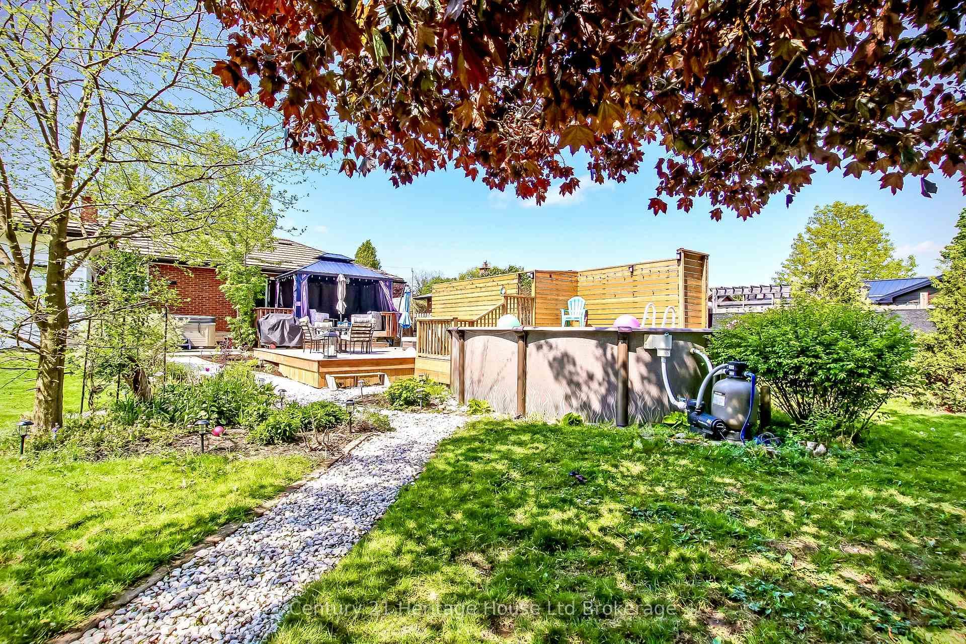 219 Brock Street photo 34