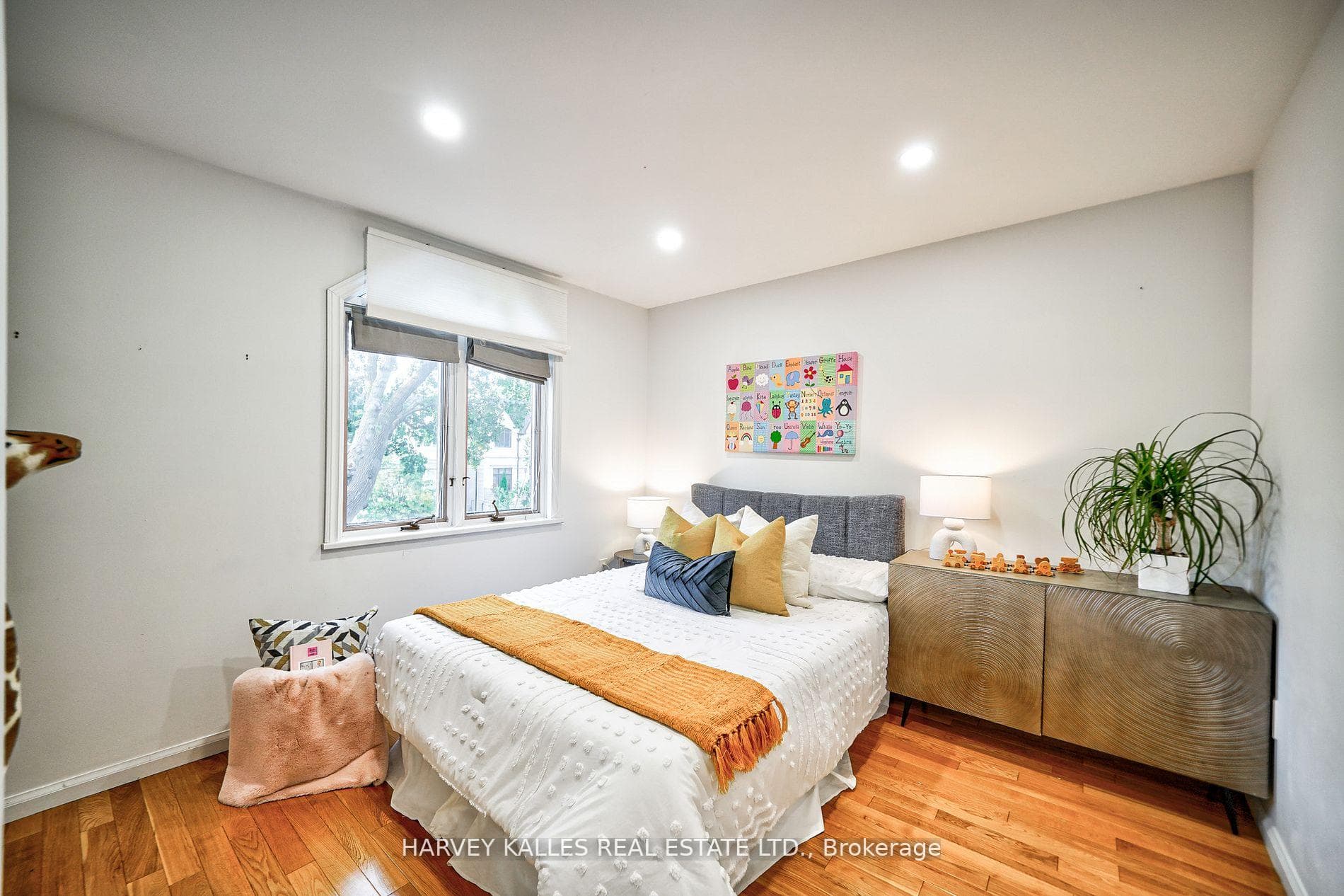 341 Glengarry Avenue photo 24