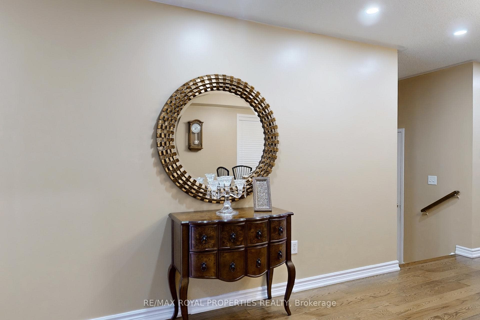61 Rampart Crescent photo 7