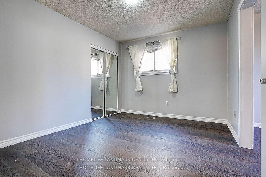 15 Saintsbury Square photo 33