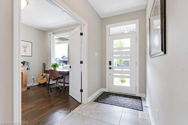 21 SEABERT Drive photo 5