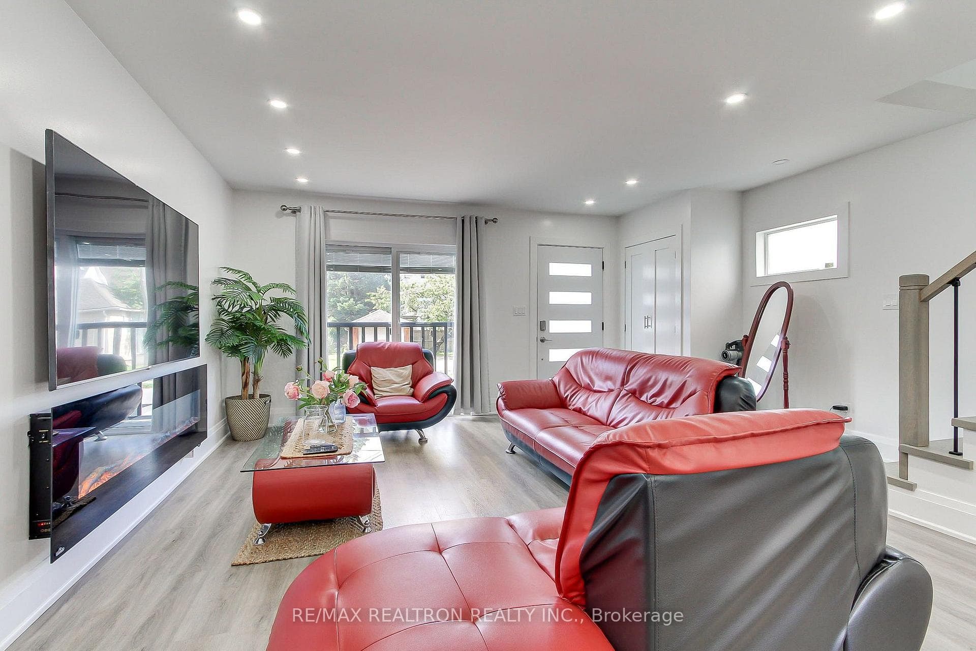 4631 Jepson Street photo 7