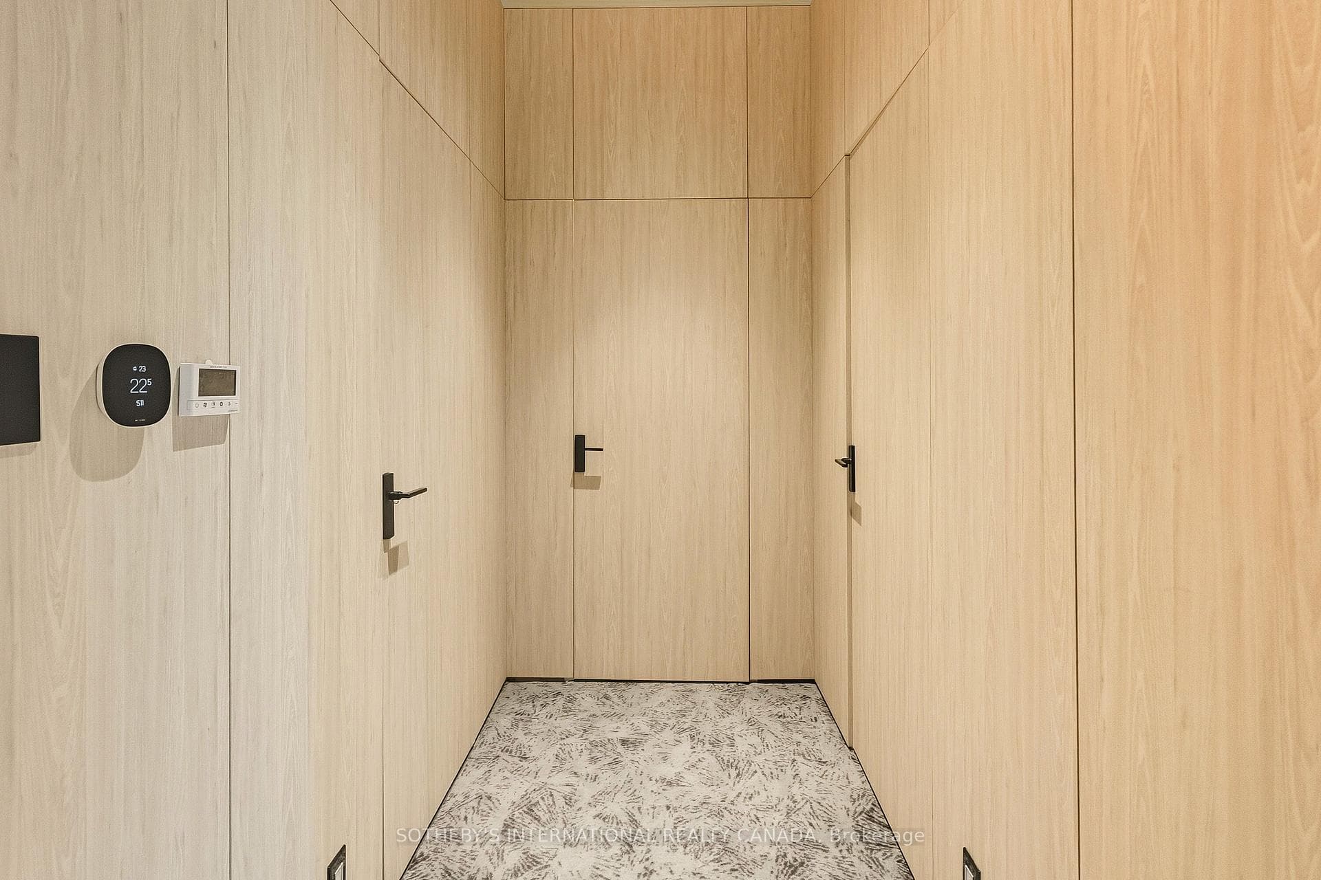 Guest Wing 2 Corridor