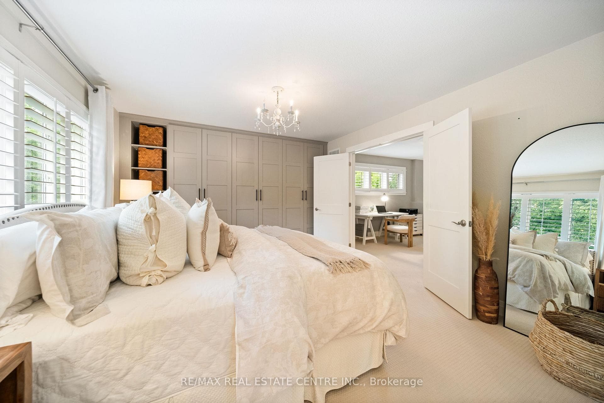 2051 Oak Grove Place photo 24