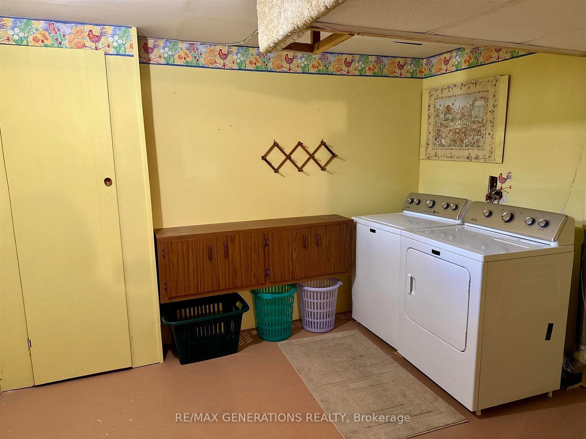 449 Parkwood Street photo 31
