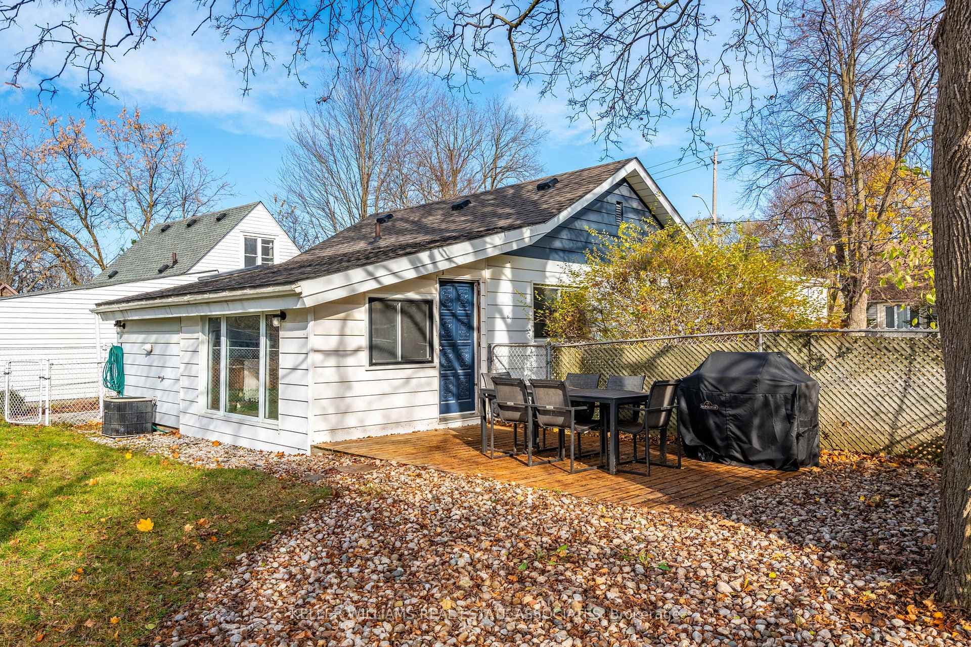 113 Pleasant Avenue photo 28