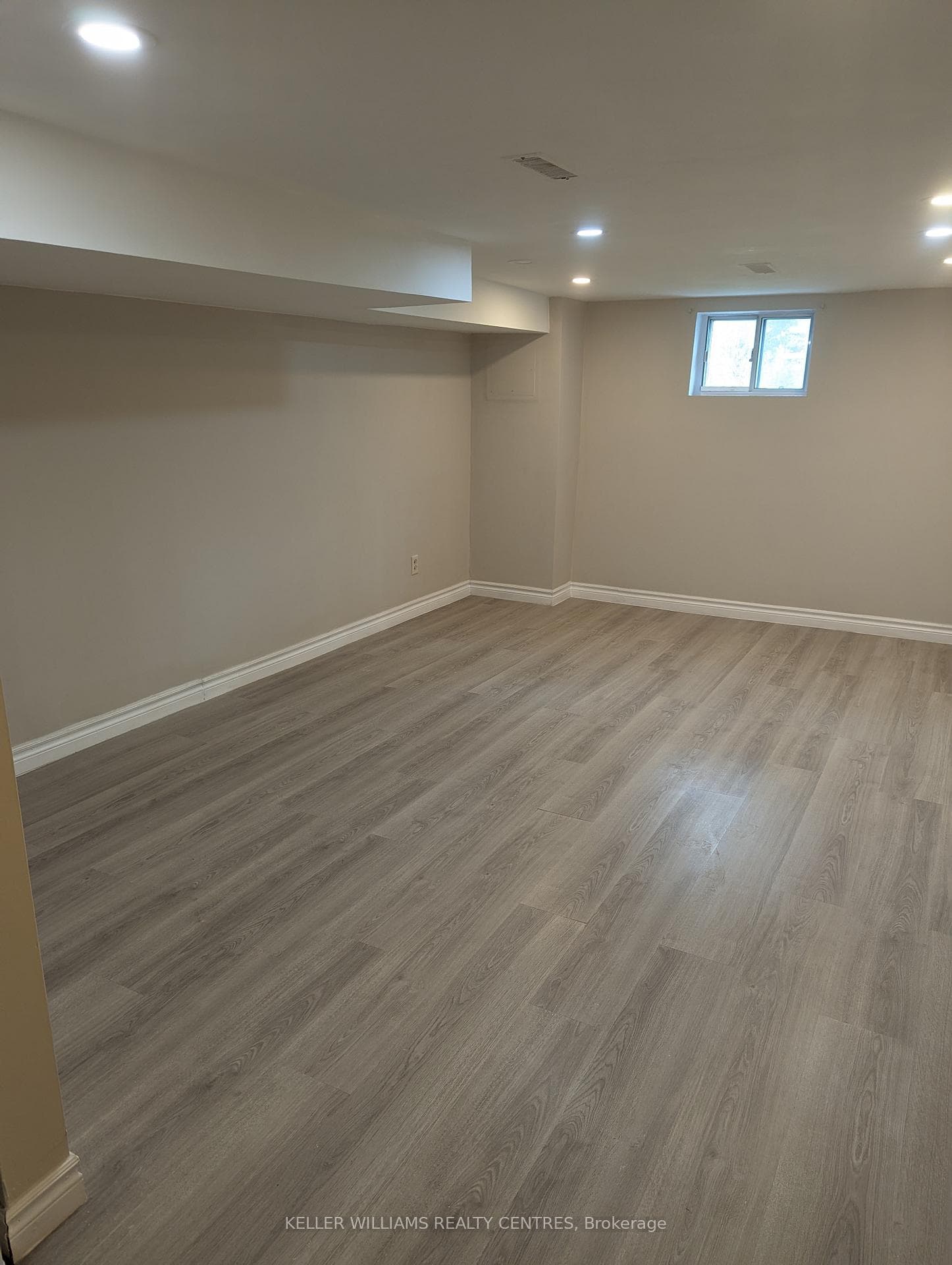 113 Osborne Avenue Unit Lower photo 4