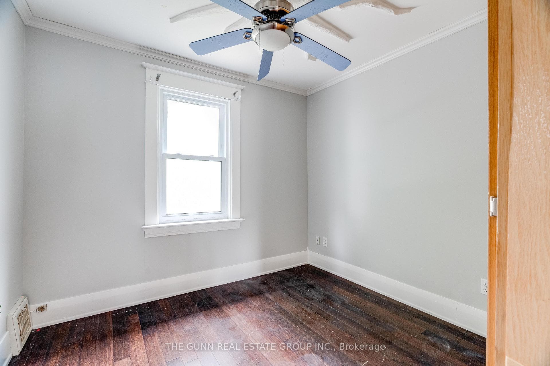 904 Dame Street photo 20