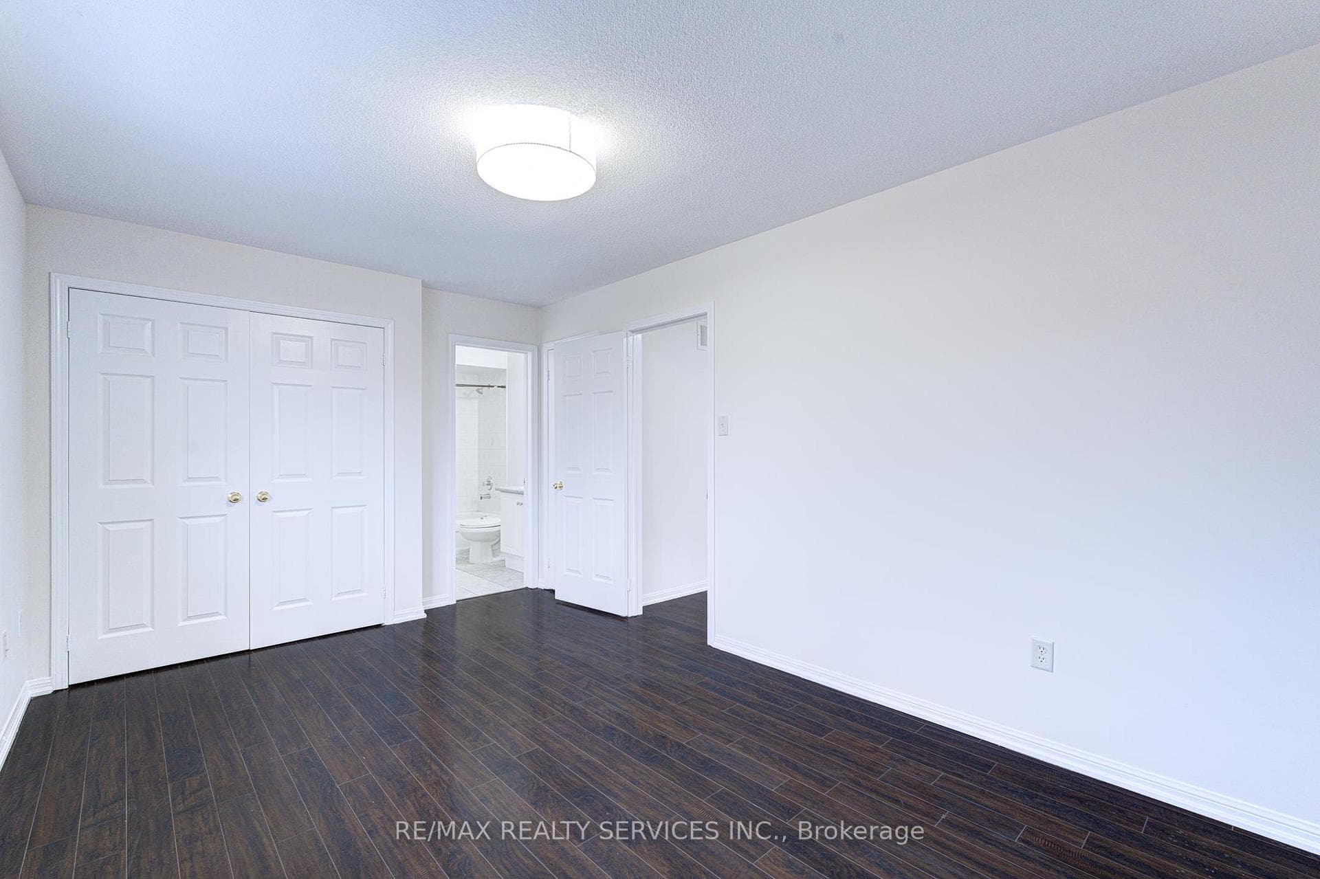 6 Beachsurf Road photo 17