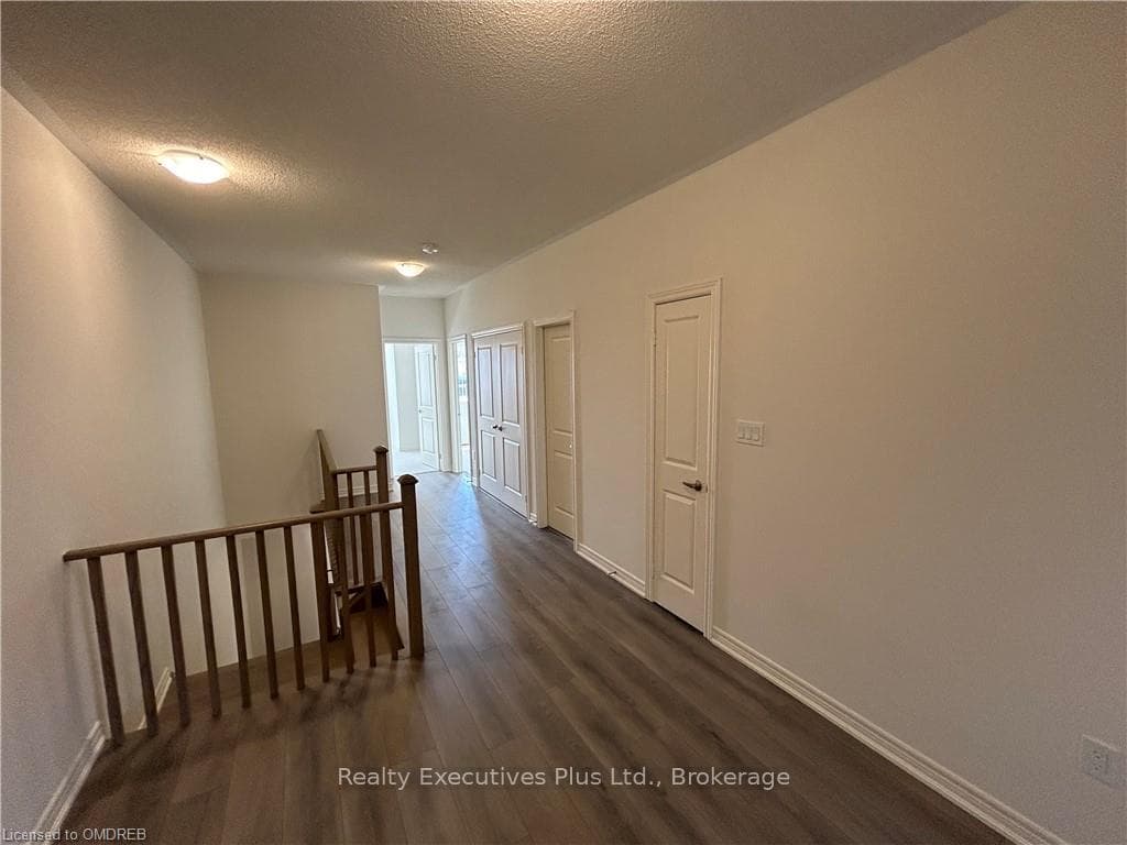 29 GLEDHILL CRESCENT N/A photo 6
