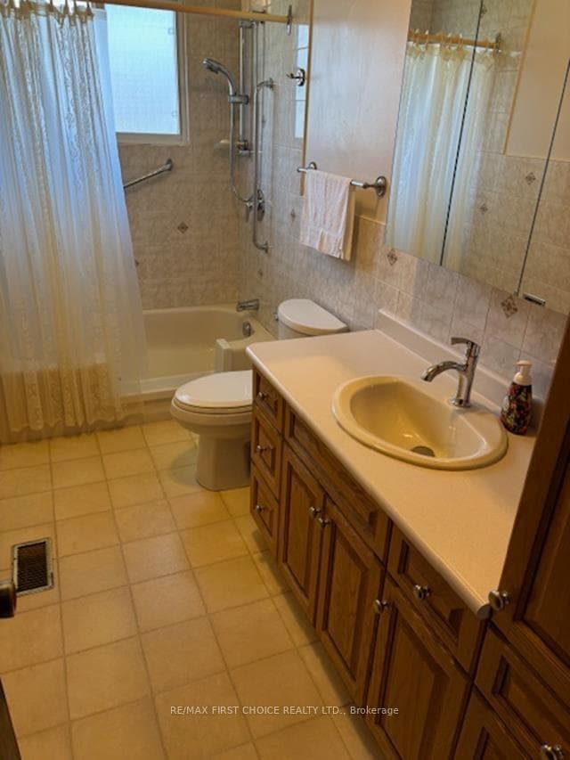 270 Phillips Street photo 10