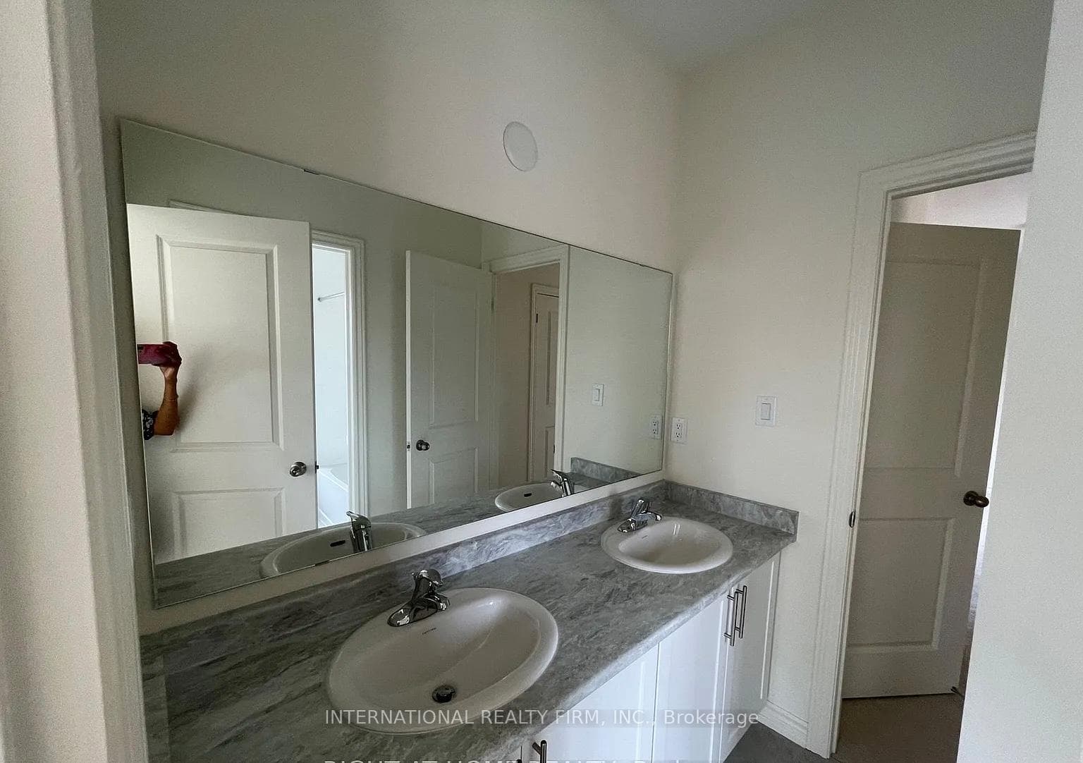 1222 Plymouth Drive photo 6