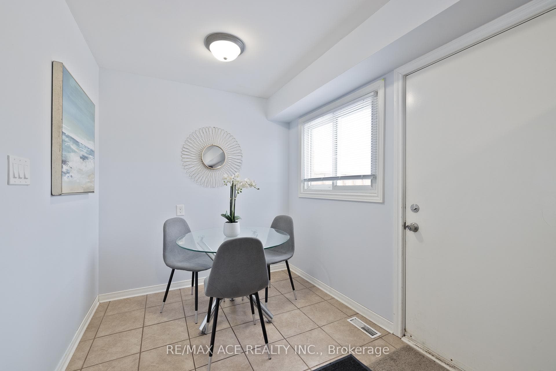 1725 Ernest Avenue Unit 4 photo 8