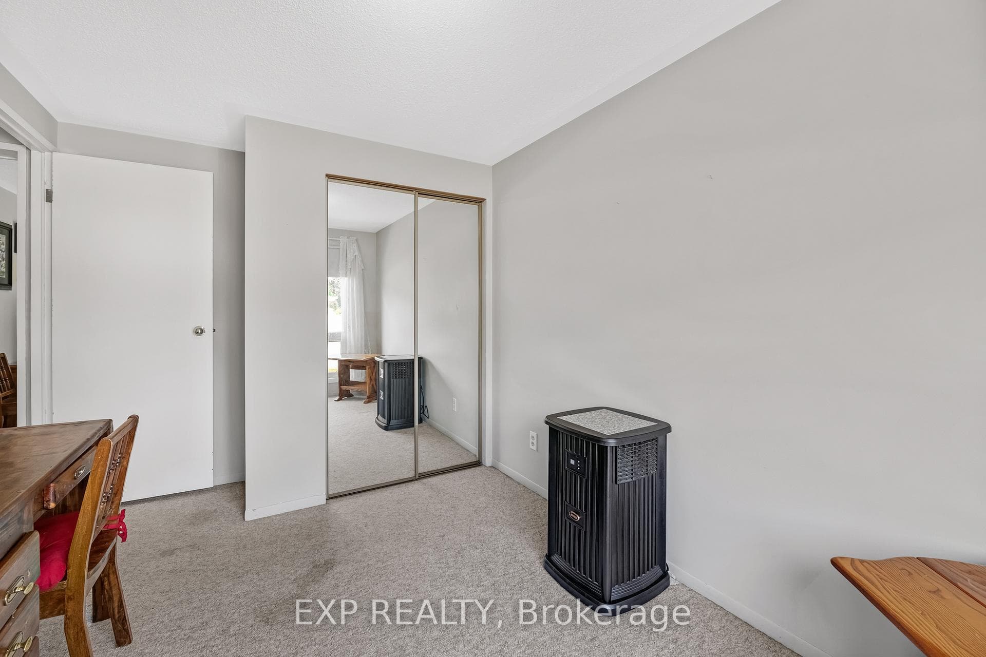 25 Juno Crescent photo 26