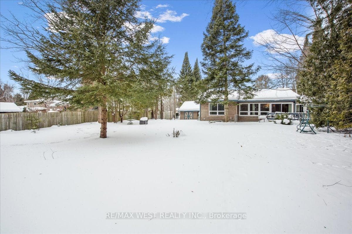 71 Pinecrest Road photo 11