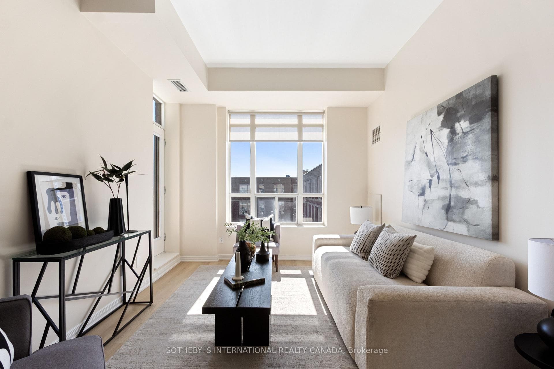 481 Rosewell Avenue Unit 504 photo 5