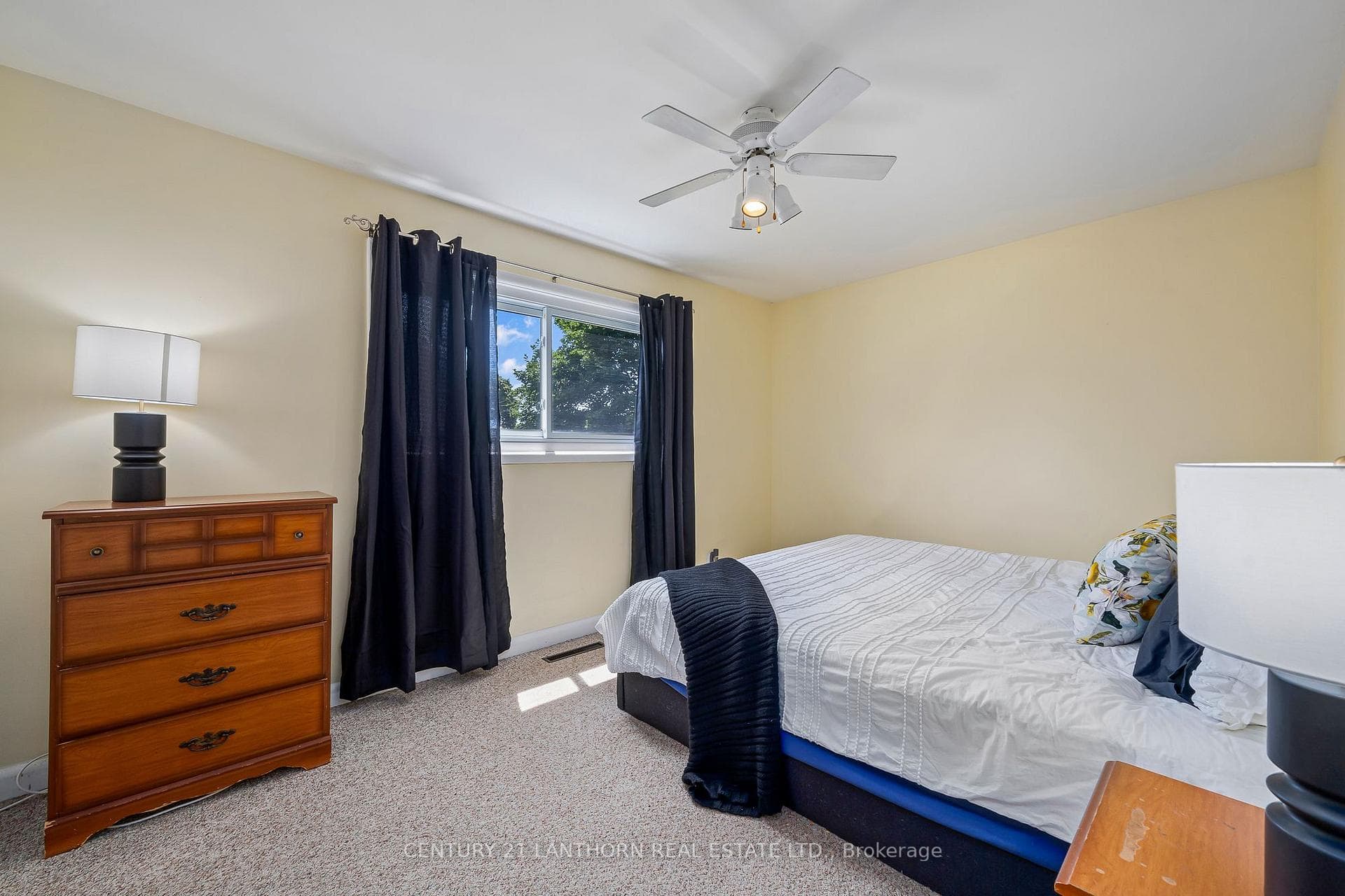 42 Third Avenue photo 19
