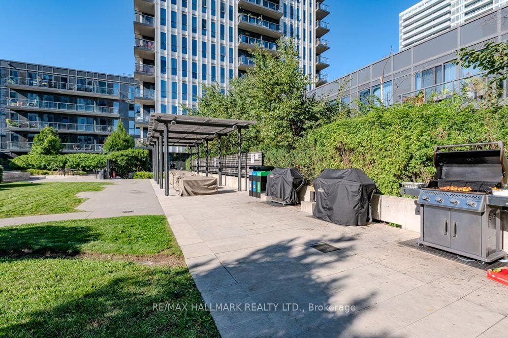 55 Regent Park Boulevard Unit 702 photo 19