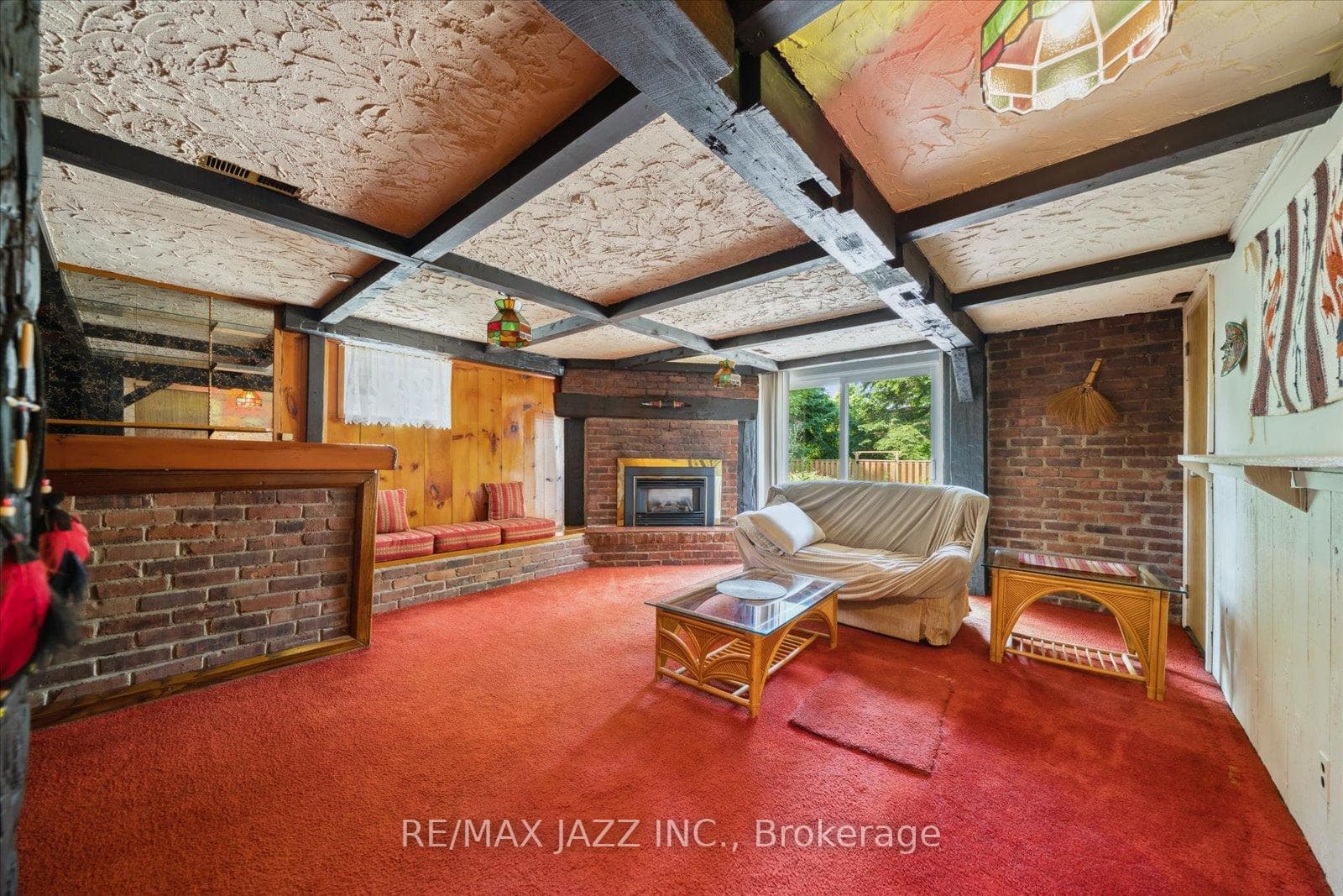 438 Dianne Drive photo 23