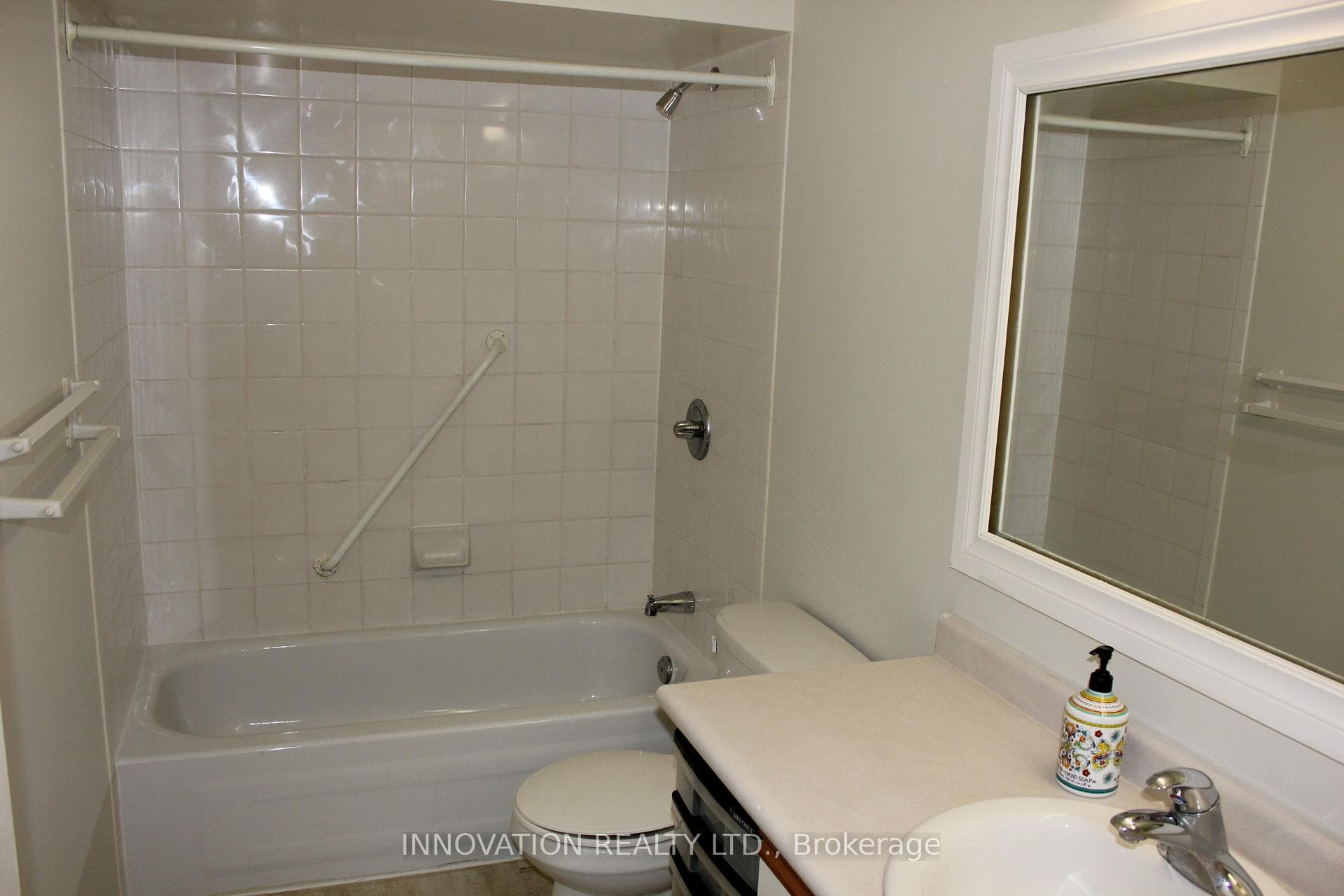260 Brittany Drive Unit 203 photo 17