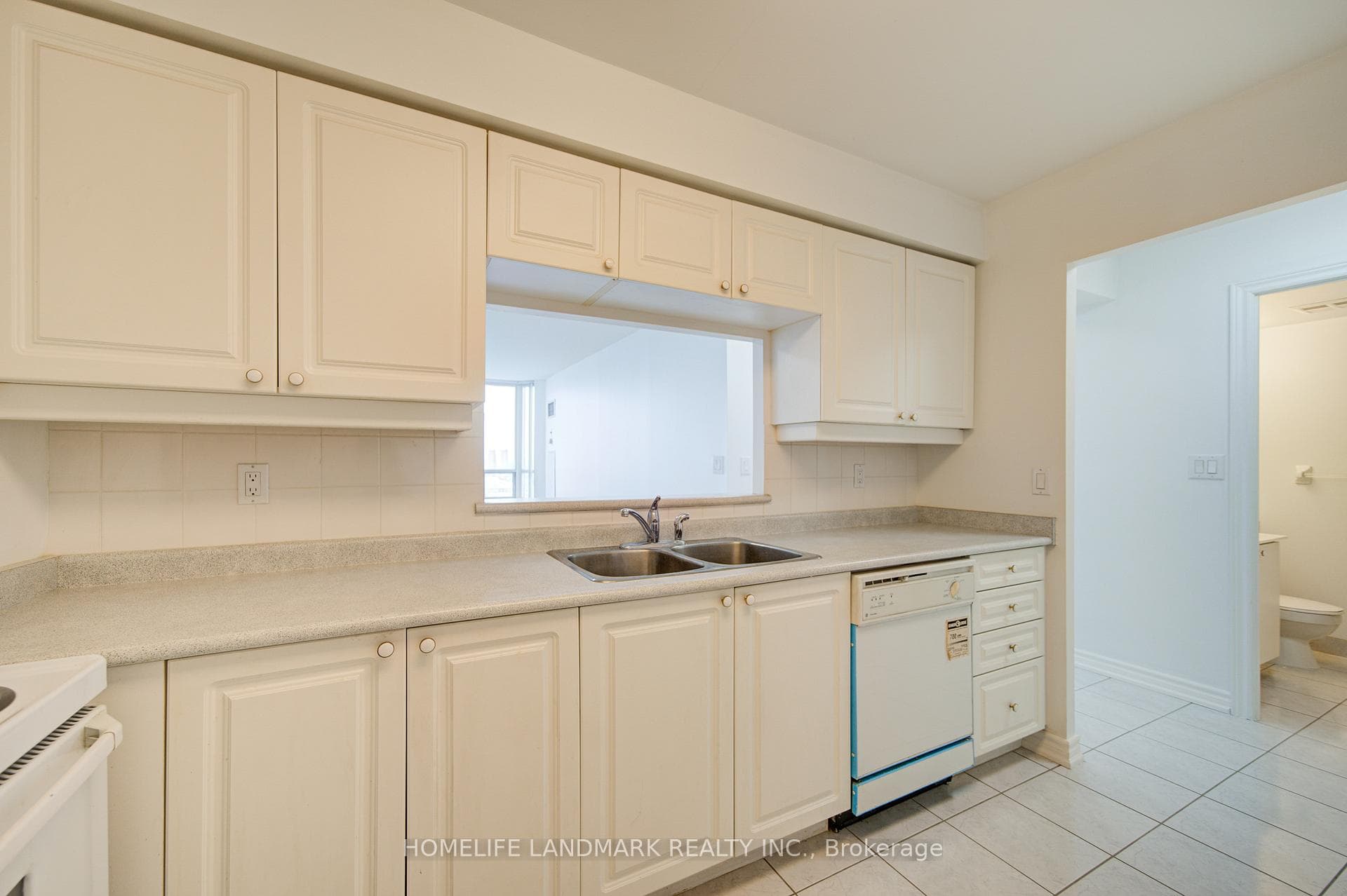 68 Corporate Drive Unit 3338 photo 10