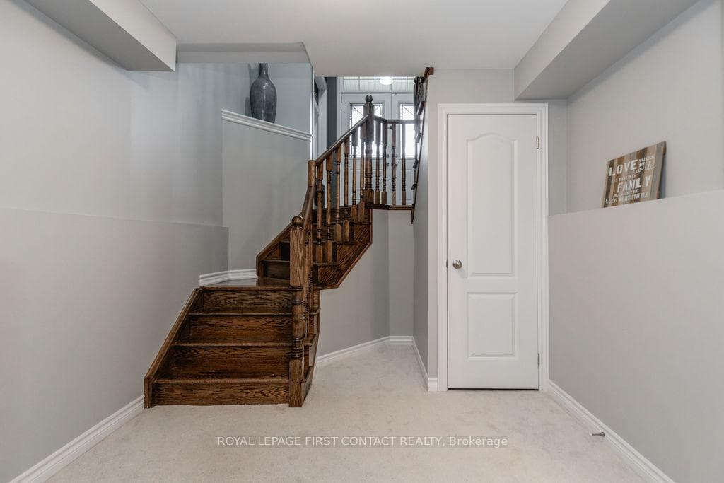 1302 Hunter Street photo 23