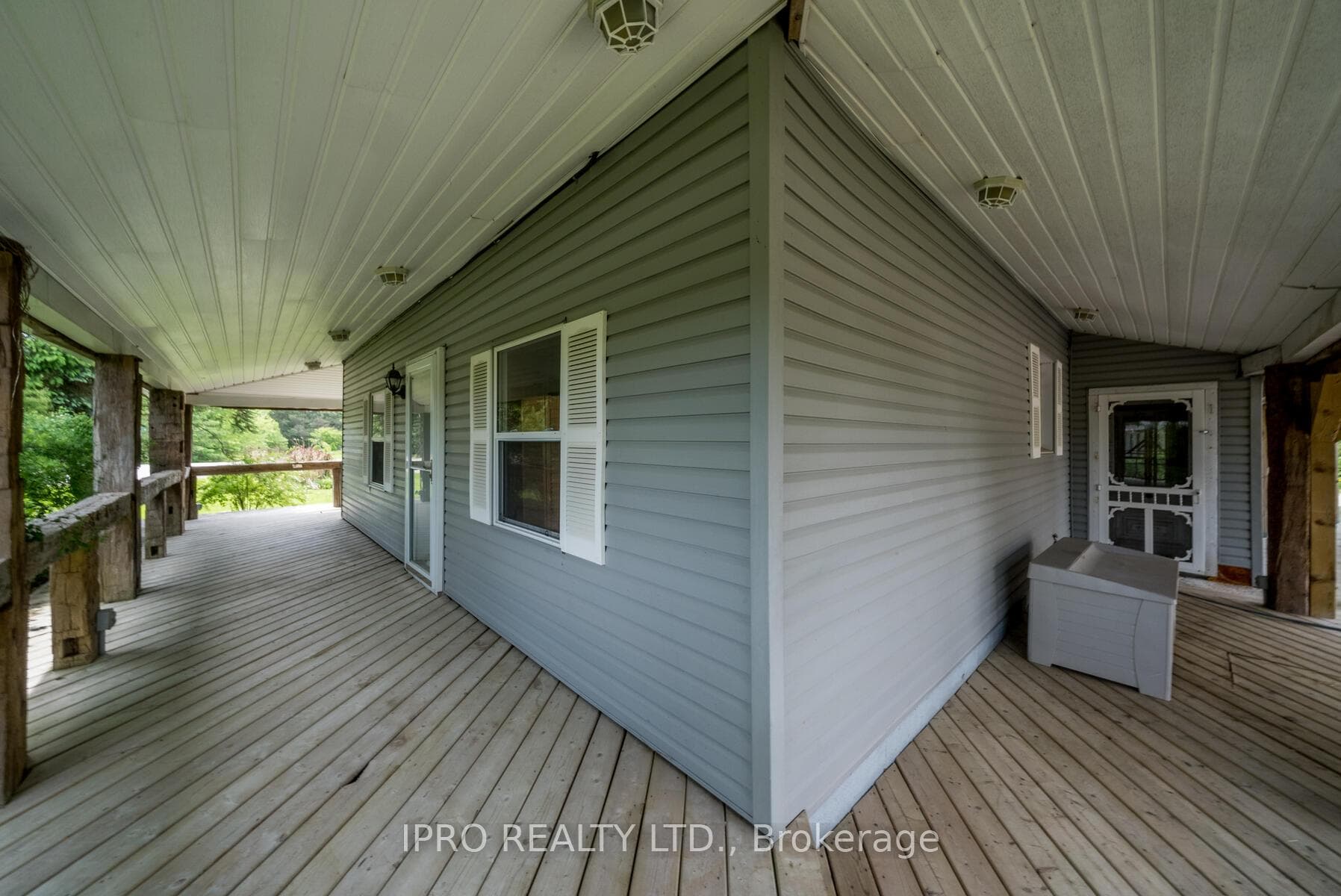 5390 8th Line photo 31