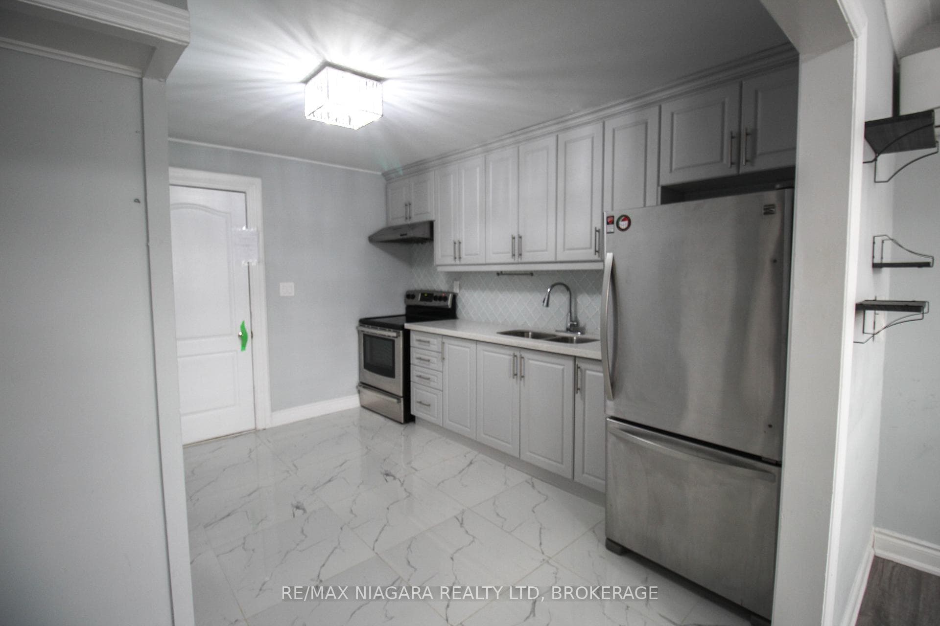9 Inglewood Road photo 6