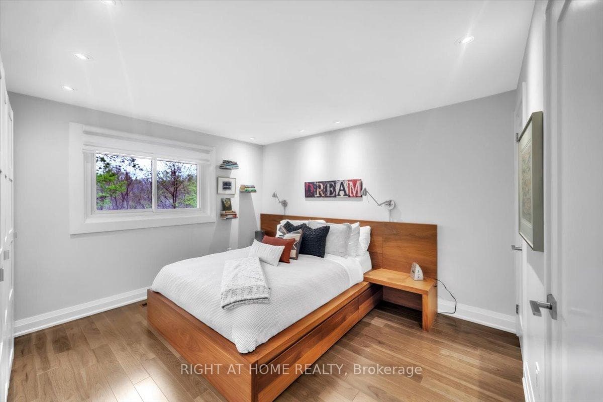2301 Devon Road photo 10