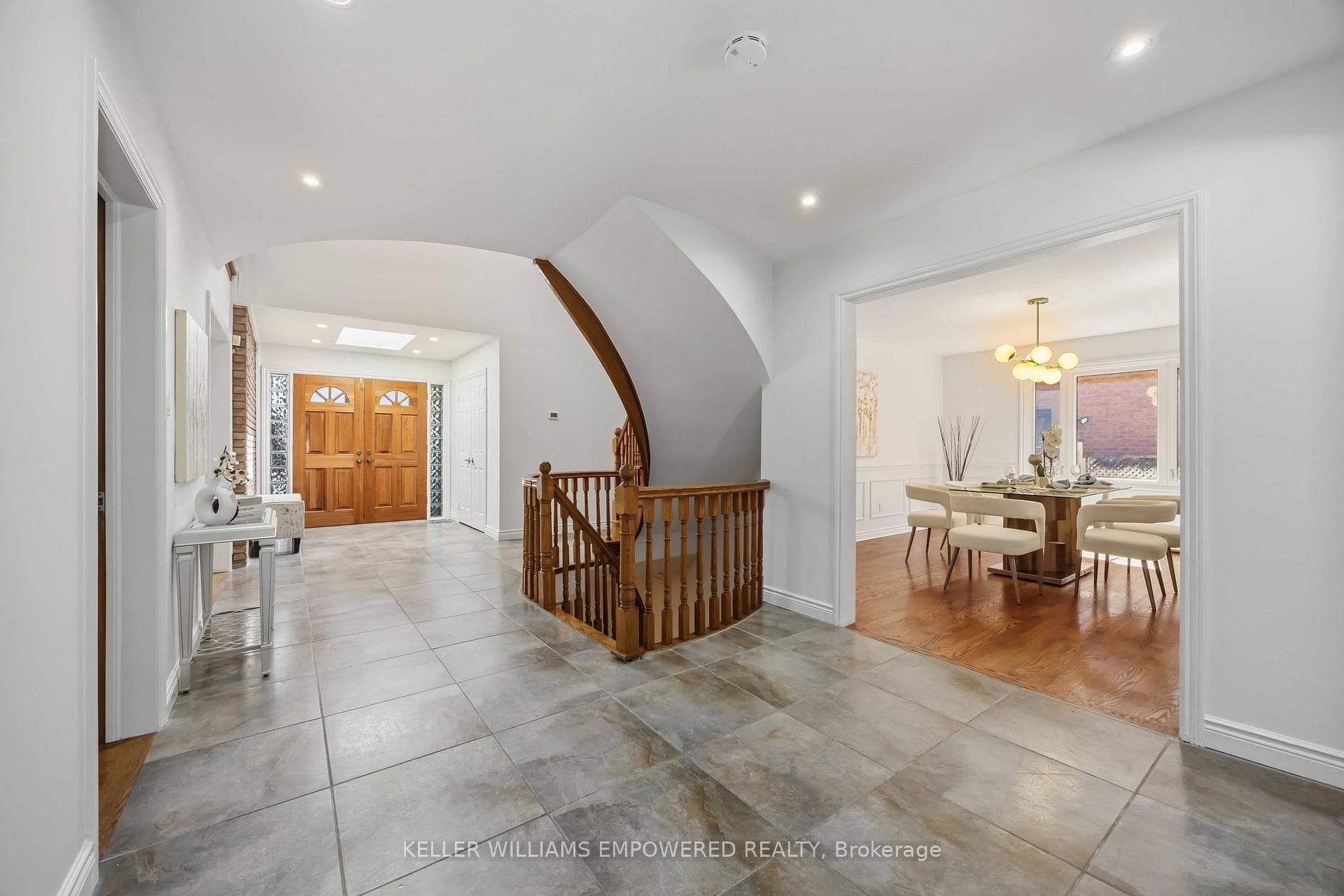 16 Omeara Court photo 11