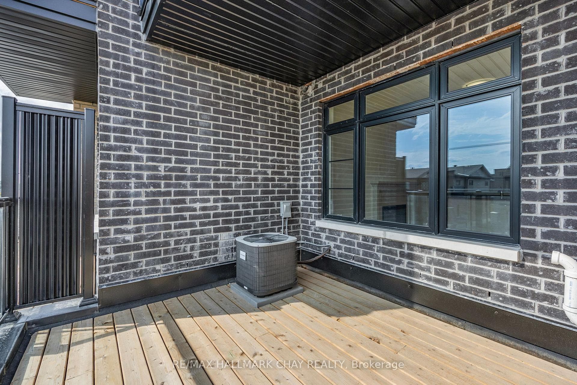 138 Turnberry Lane photo 24